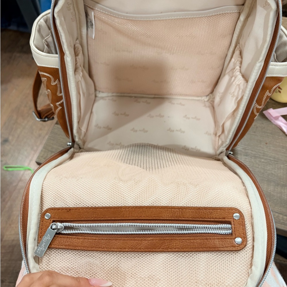 Itzy Ritzy Tan and Cream Interior Backpack - Picture 2 of 3